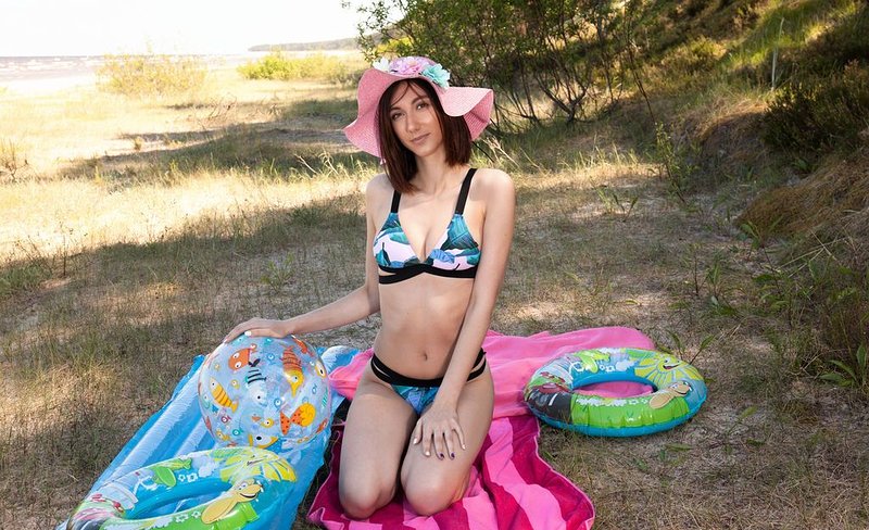 Роза, 24 года, 0 размер груди